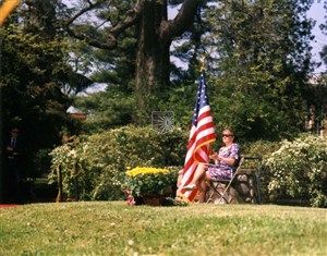 Image description is not available for 1992.086